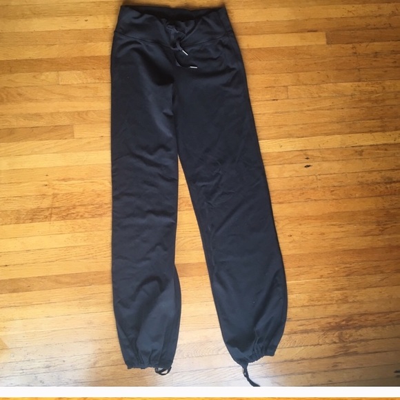 lululemon pants drawstring bottom